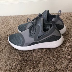 Nike LunarCharge Essential